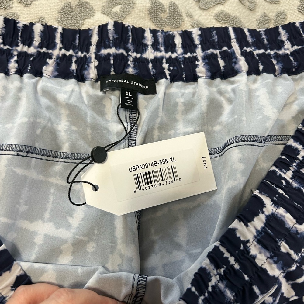 Universal Standard Blue and White Swim shorts NWT US size Large (women’s 22-24) - Picture 7 of 9